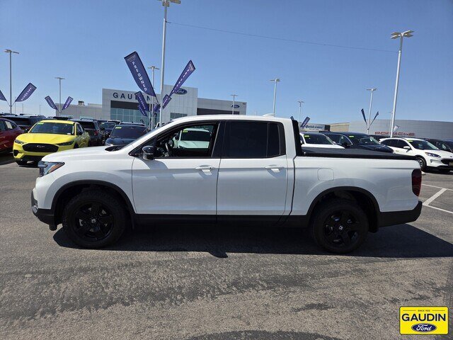 Used 2025 Honda Ridgeline Black Edition image 4