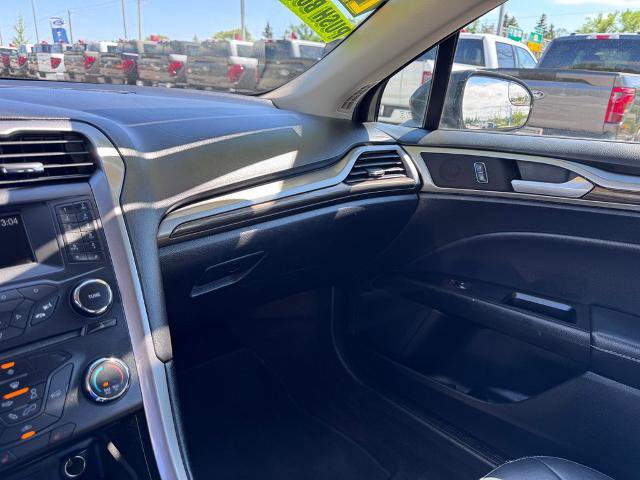 Certified 2017 Ford Fusion SE FWD image 21