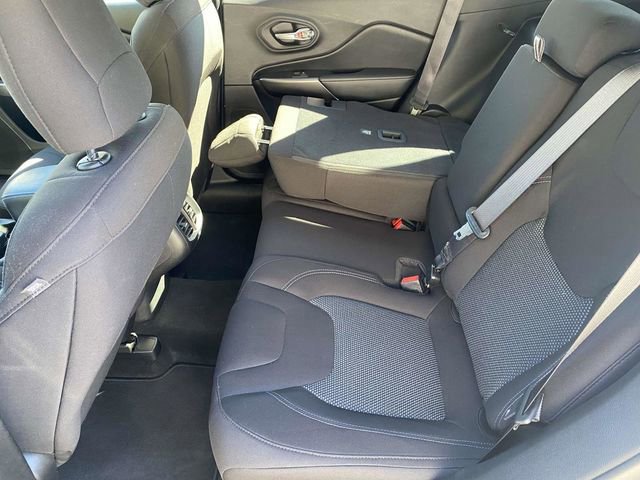 Used 2020 Jeep Cherokee Latitude image 15