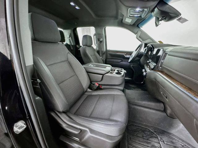 Used 2023 GMC Sierra 1500 SLE w/ X31 Off-Road Package AWD/4WD image 28