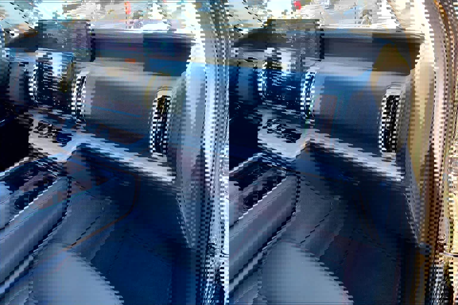 Certified 2025 Ford Expedition Max Active AWD/4WD image 17