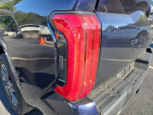 Used 2023 Toyota Tundra Limited w/ Power Package RWD image 37