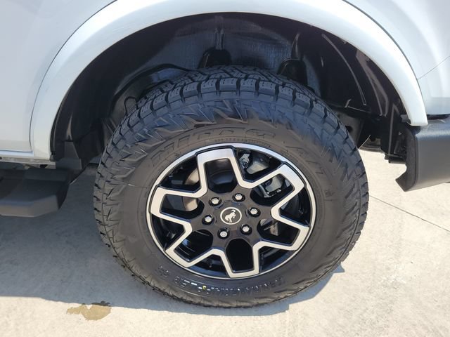 Certified 2024 Ford Bronco Outer Banks AWD/4WD image 13