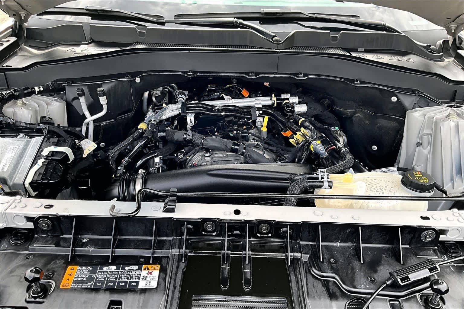 Certified 2025 Ford Explorer Active w/ Active Comfort Package RWD image 32