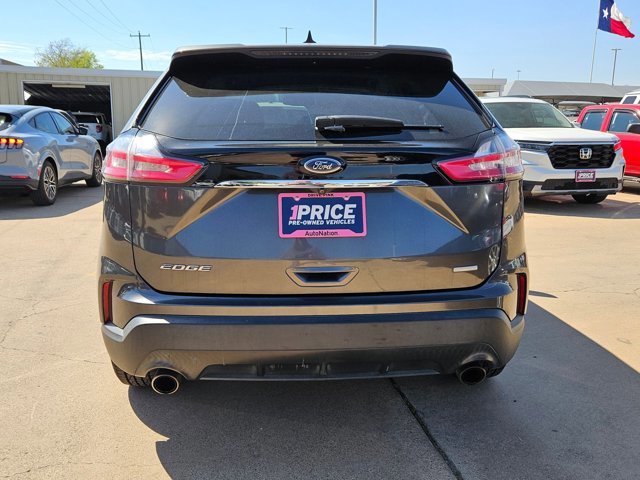 Certified 2019 Ford Edge SE image 5