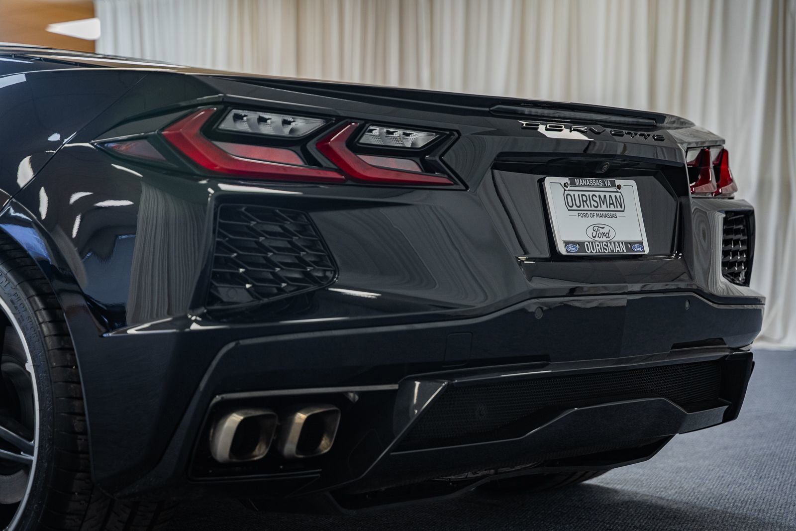 Used 2022 Chevrolet Corvette Stingray Coupe w/ 1LT image 6