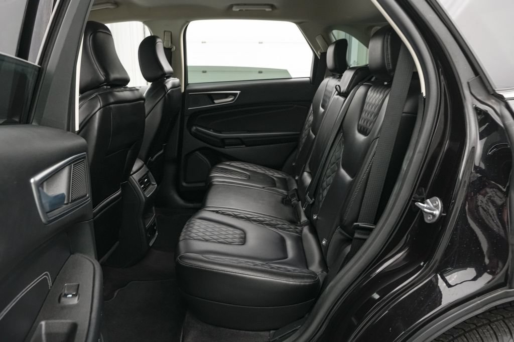 Certified 2023 Ford Edge Titanium AWD/4WD image 18