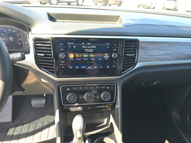 Used 2023 Volkswagen Atlas Cross Sport SE w/ Panoramic Sunroof Package AWD/4WD image 19
