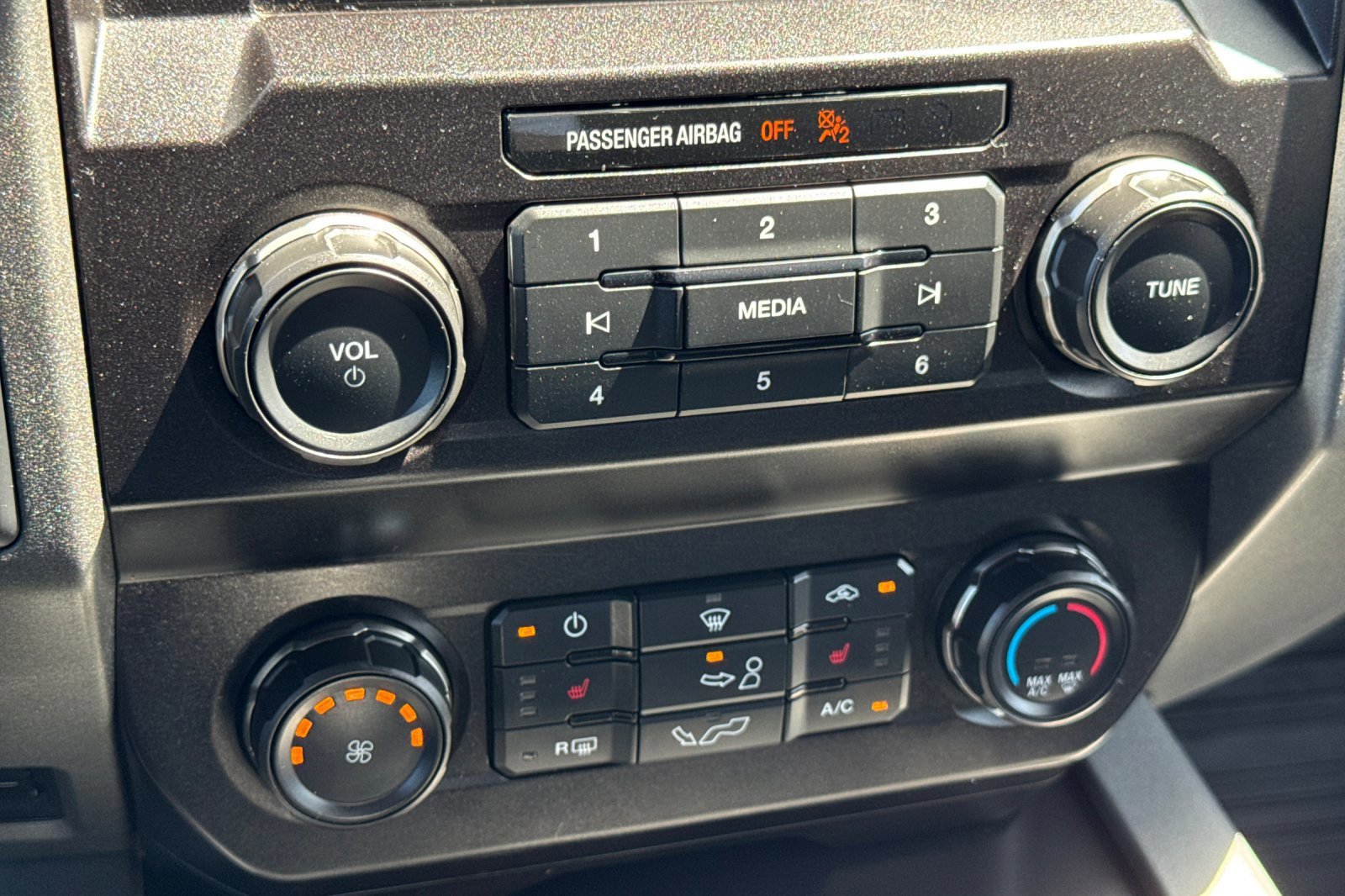 Certified 2020 Ford F150 Raptor w/ Equipment Group 801A Mid image 20