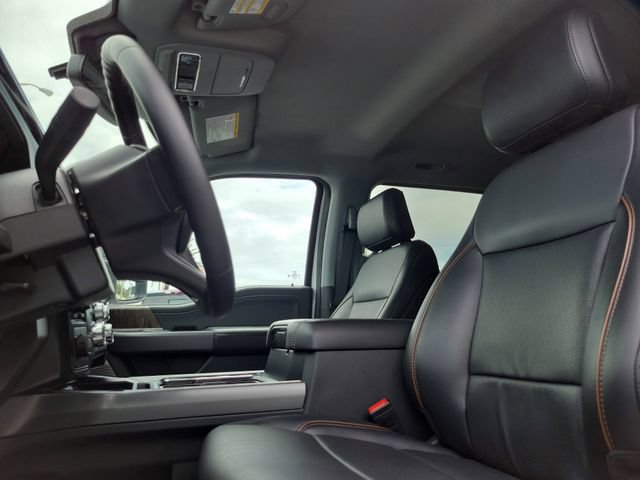 Certified 2025 Ford F450 Lariat AWD/4WD image 20