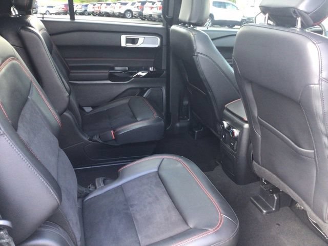 Certified 2024 Ford Explorer ST-Line w/ Class IV Trailer Tow Package AWD/4WD image 24