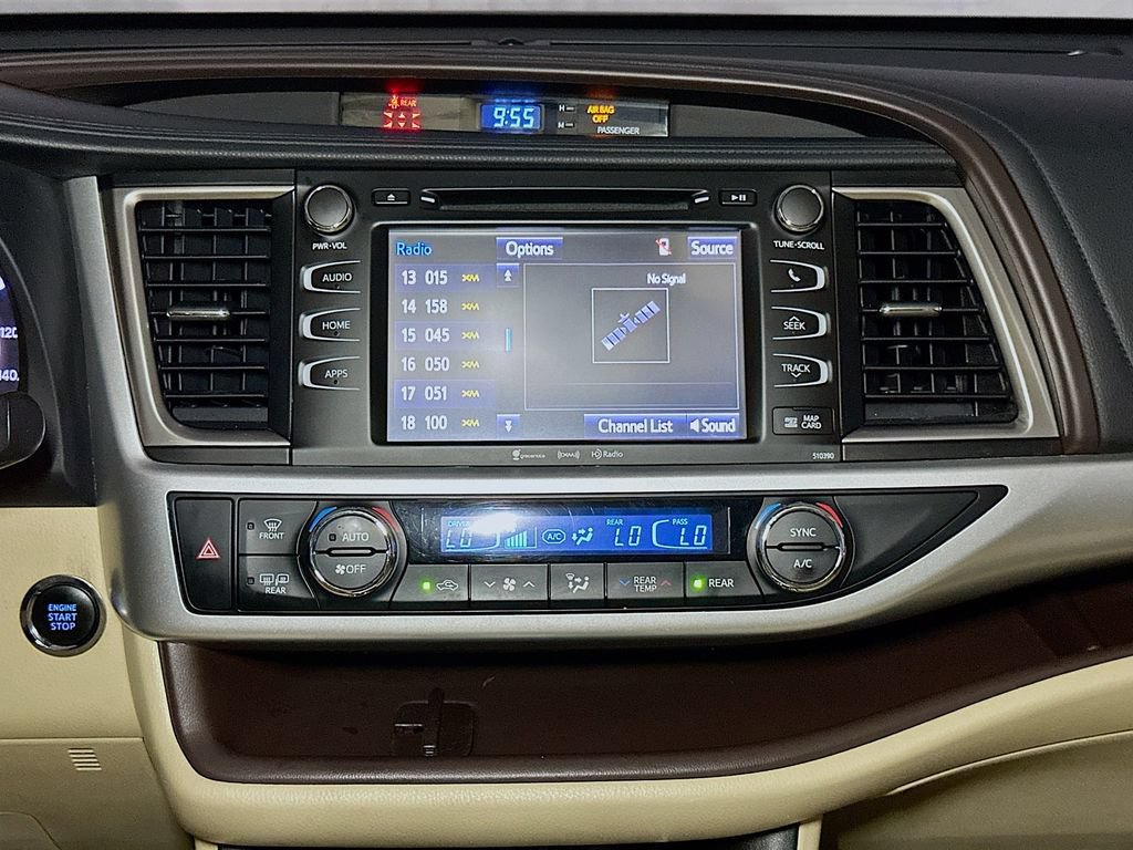 Used 2019 Toyota Highlander XLE w/ Protection Package #3 AWD/4WD image 14