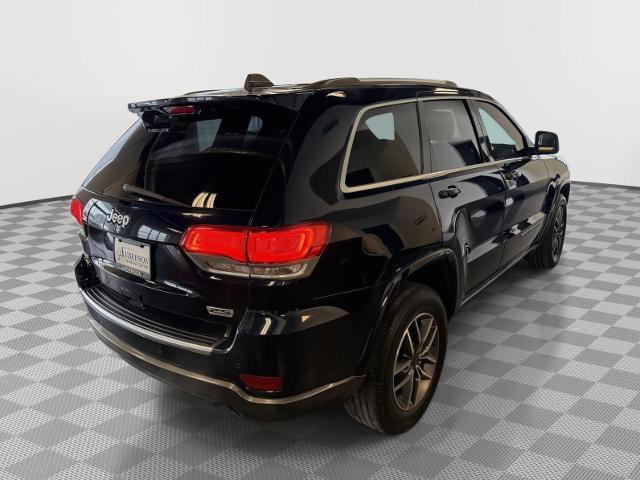 Used 2018 Jeep Grand Cherokee Limited image 3