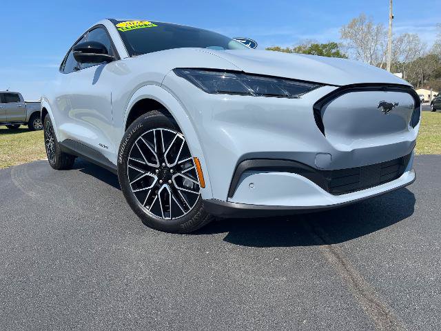 Certified 2025 Ford Mustang Mach-E Premium RWD image 4