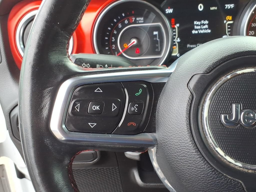 Used 2020 Jeep Gladiator Rubicon AWD/4WD image 16