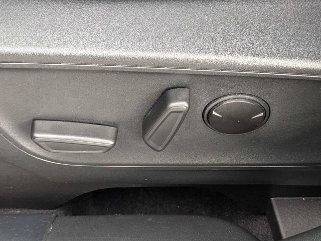 Certified 2024 Ford Escape Platinum AWD/4WD image 21