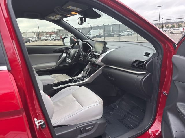 Used 2023 Mitsubishi Eclipse Cross image 8