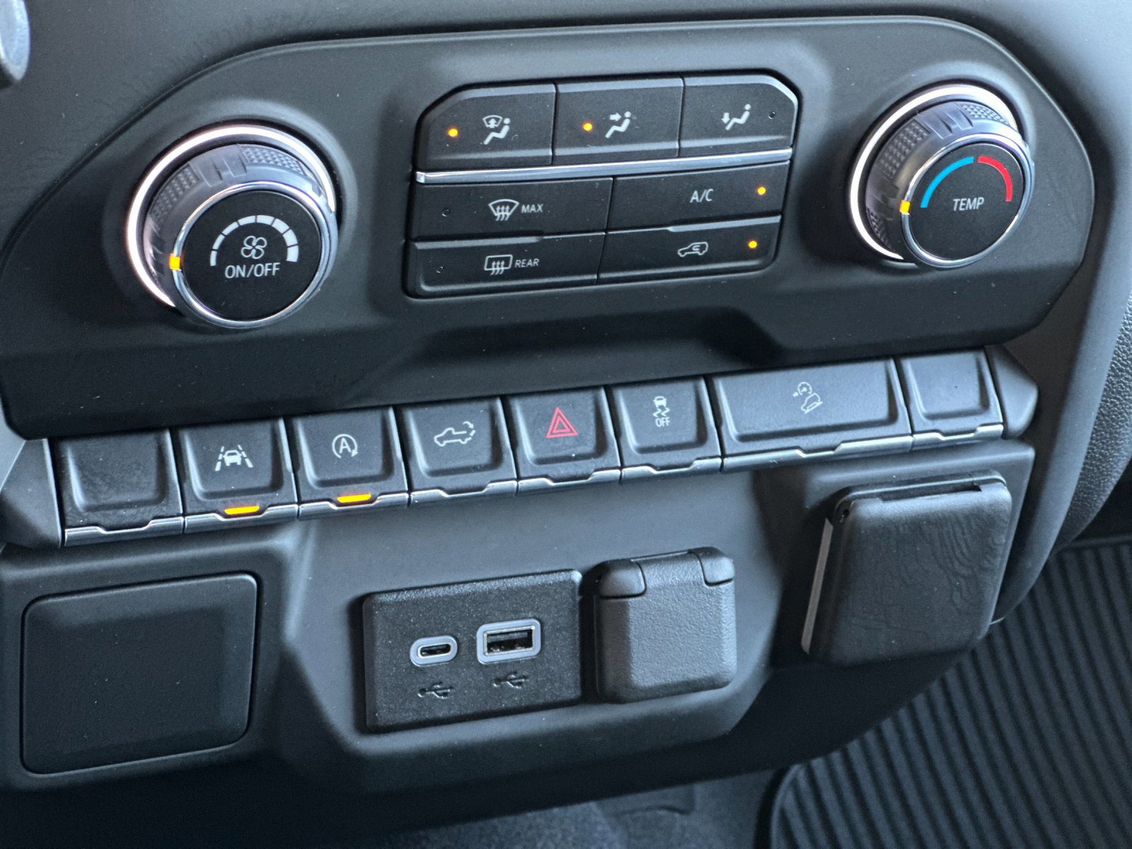 Used 2024 Chevrolet Silverado 1500 Custom Trail Boss image 19