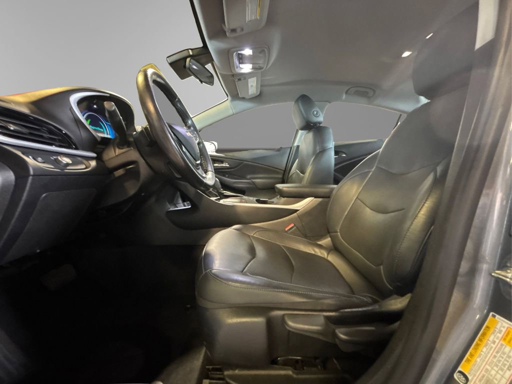 Used 2018 Chevrolet Volt LT w/ LT Driver Confidence Package FWD image 9