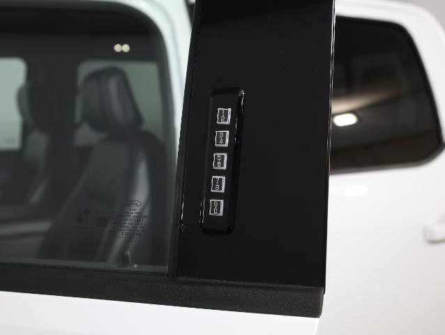 Certified 2024 Ford F350 Lariat image 23