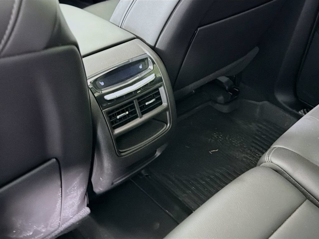 Used 2023 Cadillac XT5 Premium Luxury w/ Technology Package FWD image 30