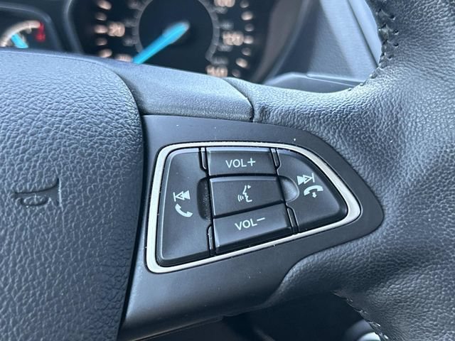 Certified 2019 Ford Escape Titanium AWD/4WD image 35