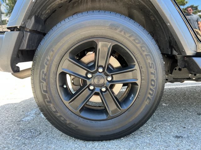 Used 2023 Jeep Wrangler Unlimited Sport AWD/4WD image 14