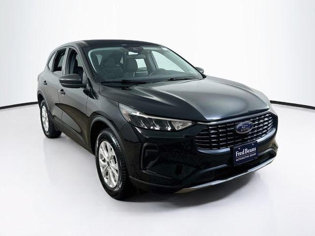Certified 2025 Ford Escape Active