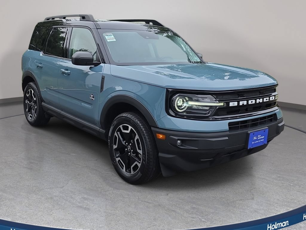 Certified 2023 Ford Bronco Sport Outer Banks AWD/4WD image 3