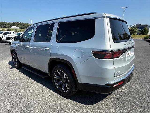 Used 2024 Jeep Wagoneer Series III AWD/4WD image 5
