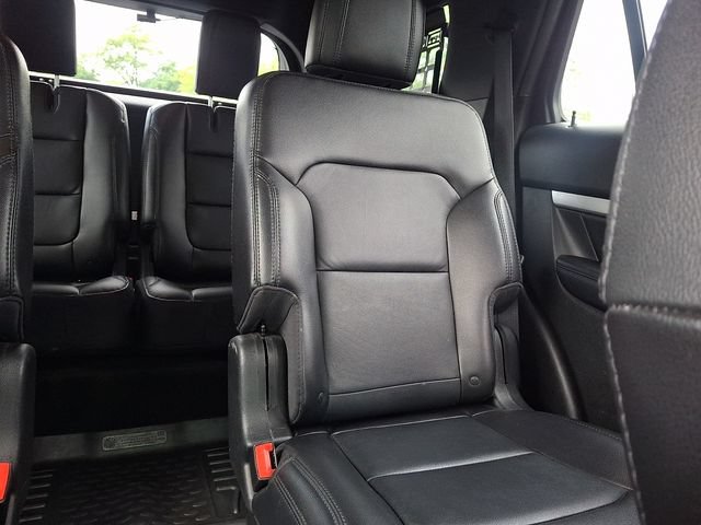 Certified 2017 Ford Explorer XLT w/ Equipment Group 202A AWD/4WD image 23
