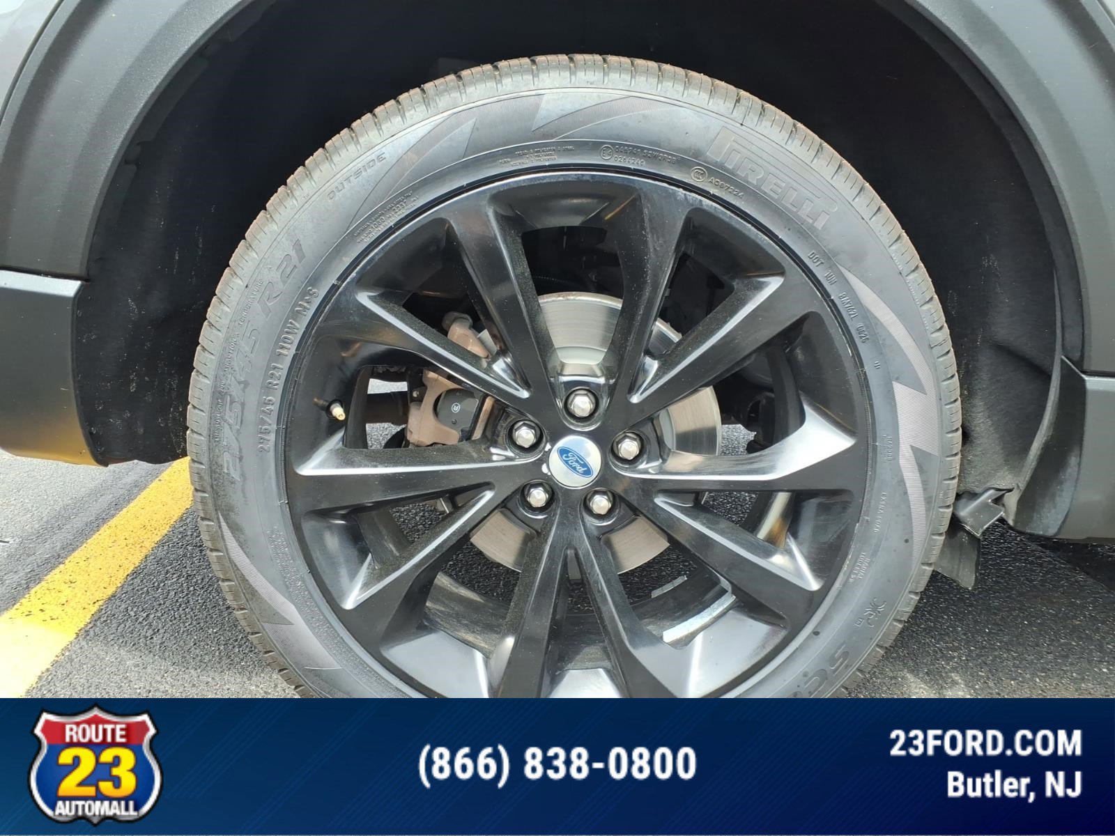 Certified 2023 Ford Explorer Platinum w/ Technology Package AWD/4WD image 10