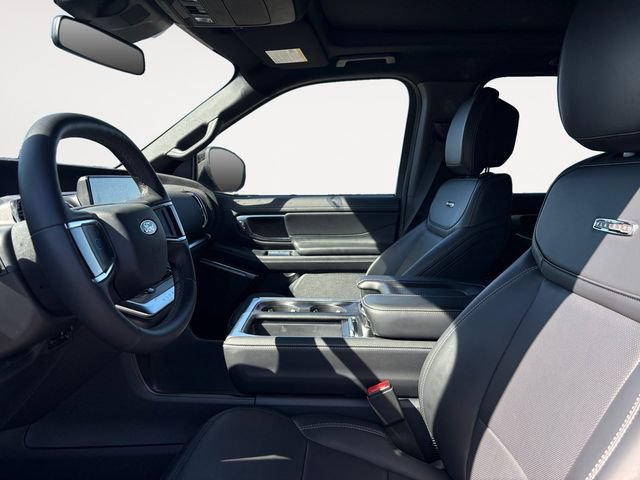 Certified 2026 Ford Expedition Platinum w/ Stealth Appearance Package AWD/4WD image 9