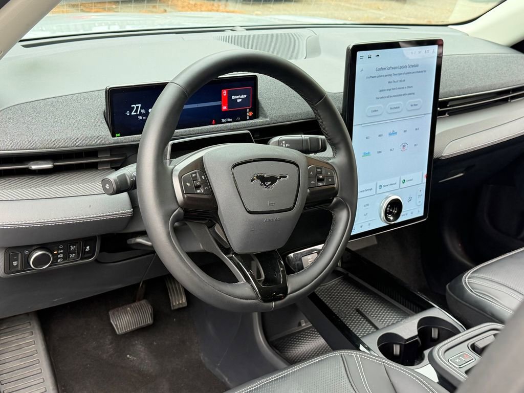 Certified 2025 Ford Mustang Mach-E Premium AWD/4WD image 17