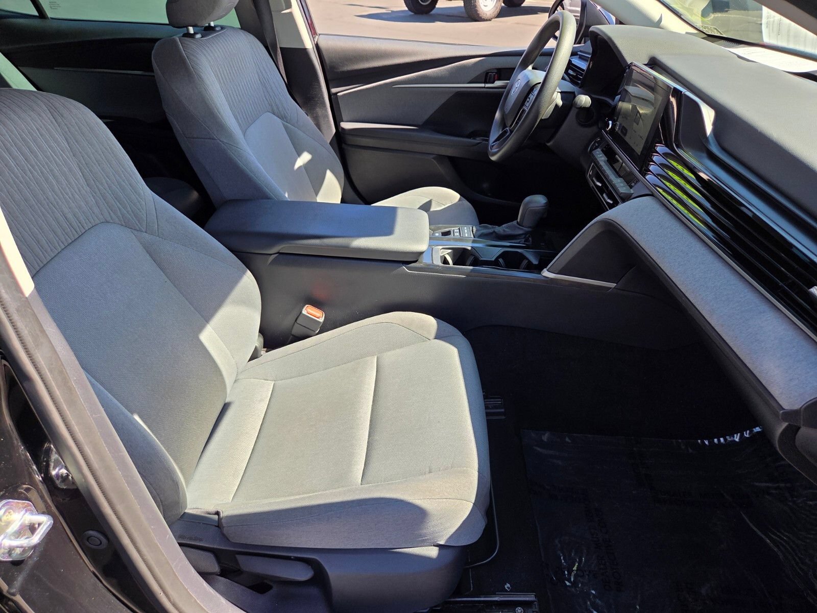 Used 2025 Toyota Camry LE w/ Convenience Package FWD image 15