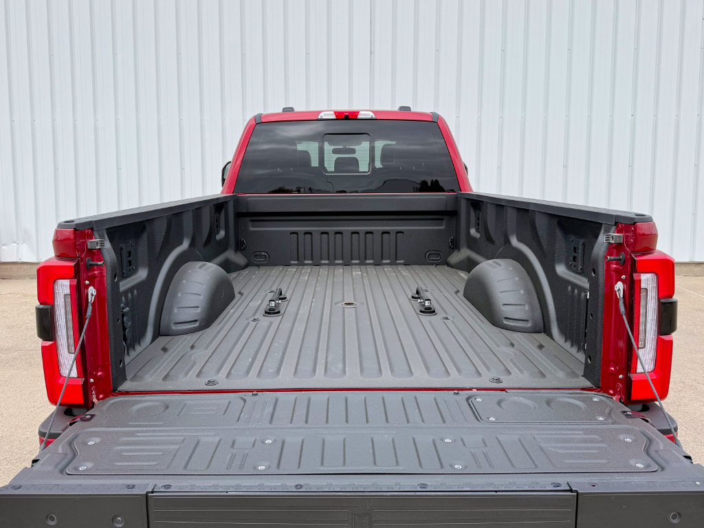 Certified 2024 Ford F450 Platinum w/ FX4 Off-Road Package AWD/4WD image 16