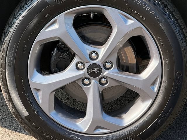 Certified 2023 Ford Escape ST-Line w/ Tech Pack #1 AWD/4WD image 17