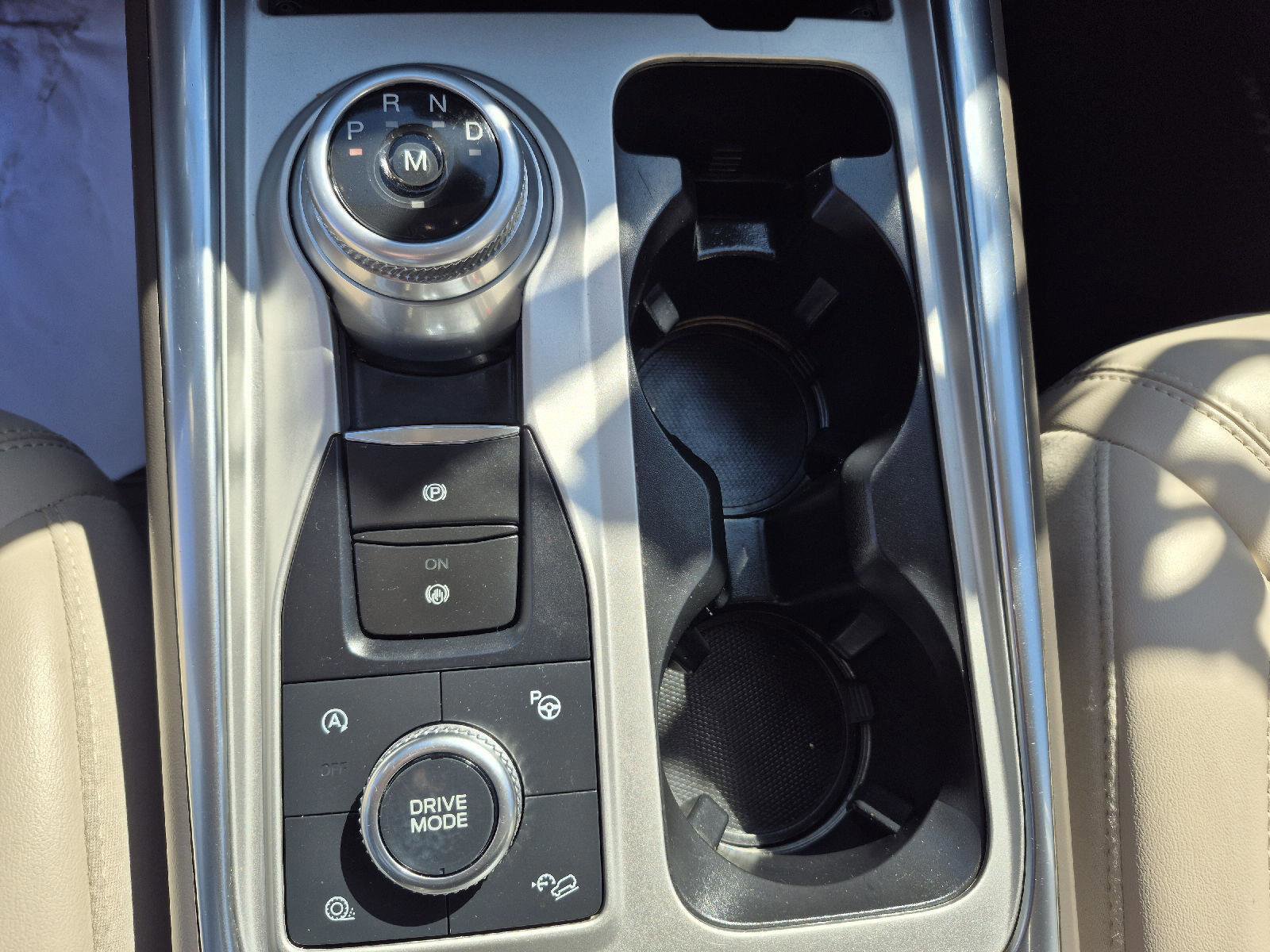 Certified 2021 Ford Explorer Platinum w/ Equipment Group 601A image 25