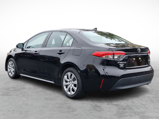 Used 2024 Toyota Corolla LE FWD image 4