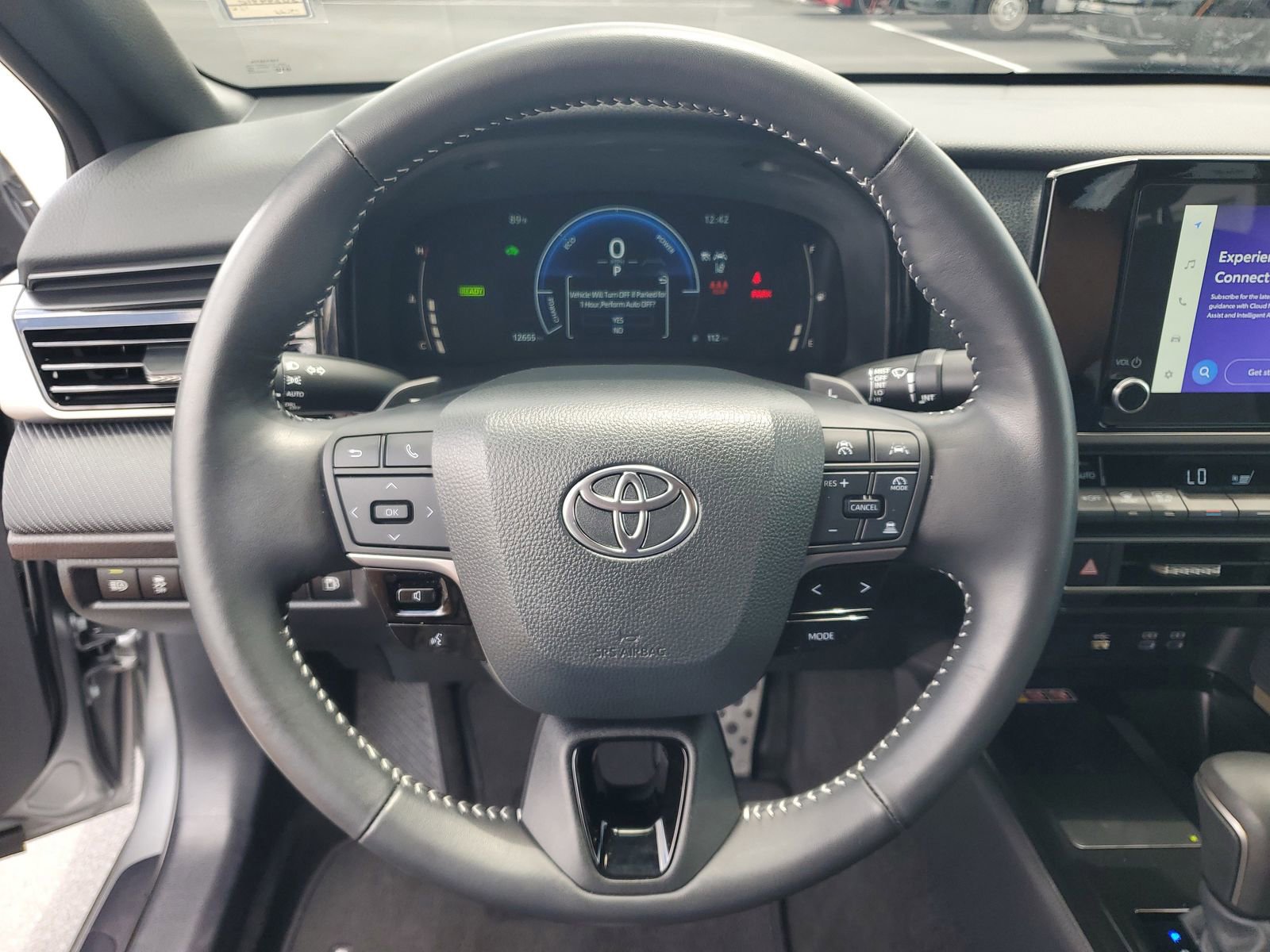 Used 2025 Toyota Camry SE FWD image 19
