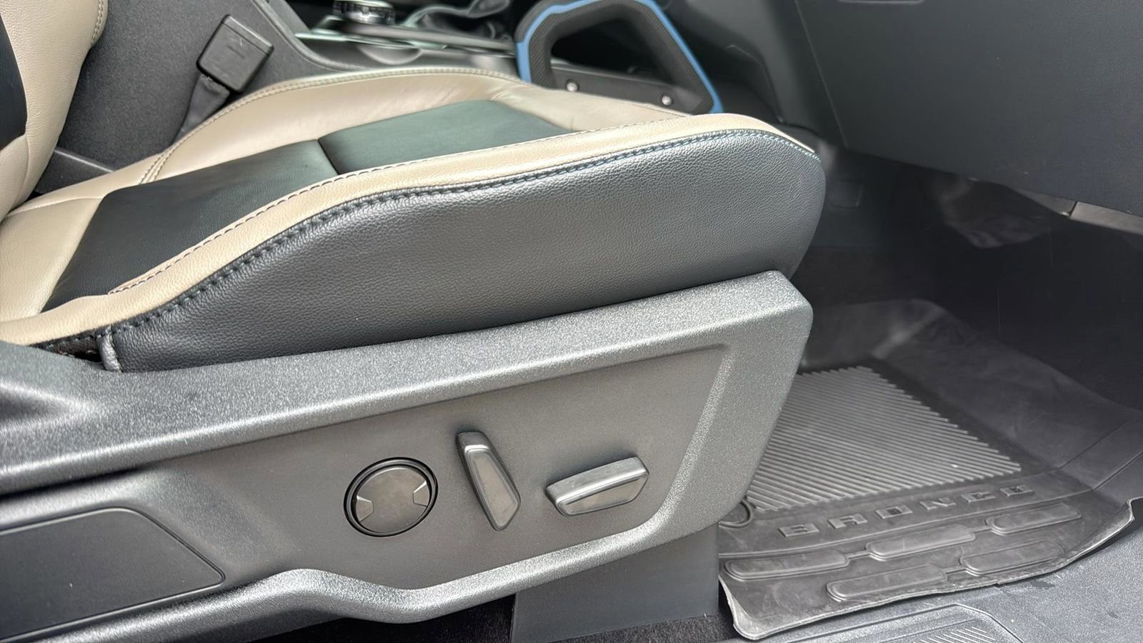 Certified 2022 Ford Bronco Wildtrak image 25