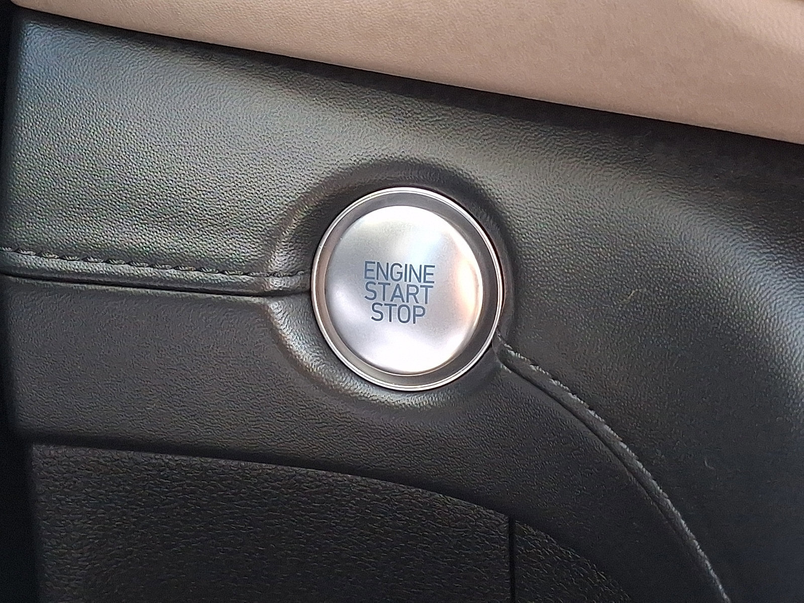 Used 2023 Hyundai Santa Fe SEL w/ Premium Package image 31