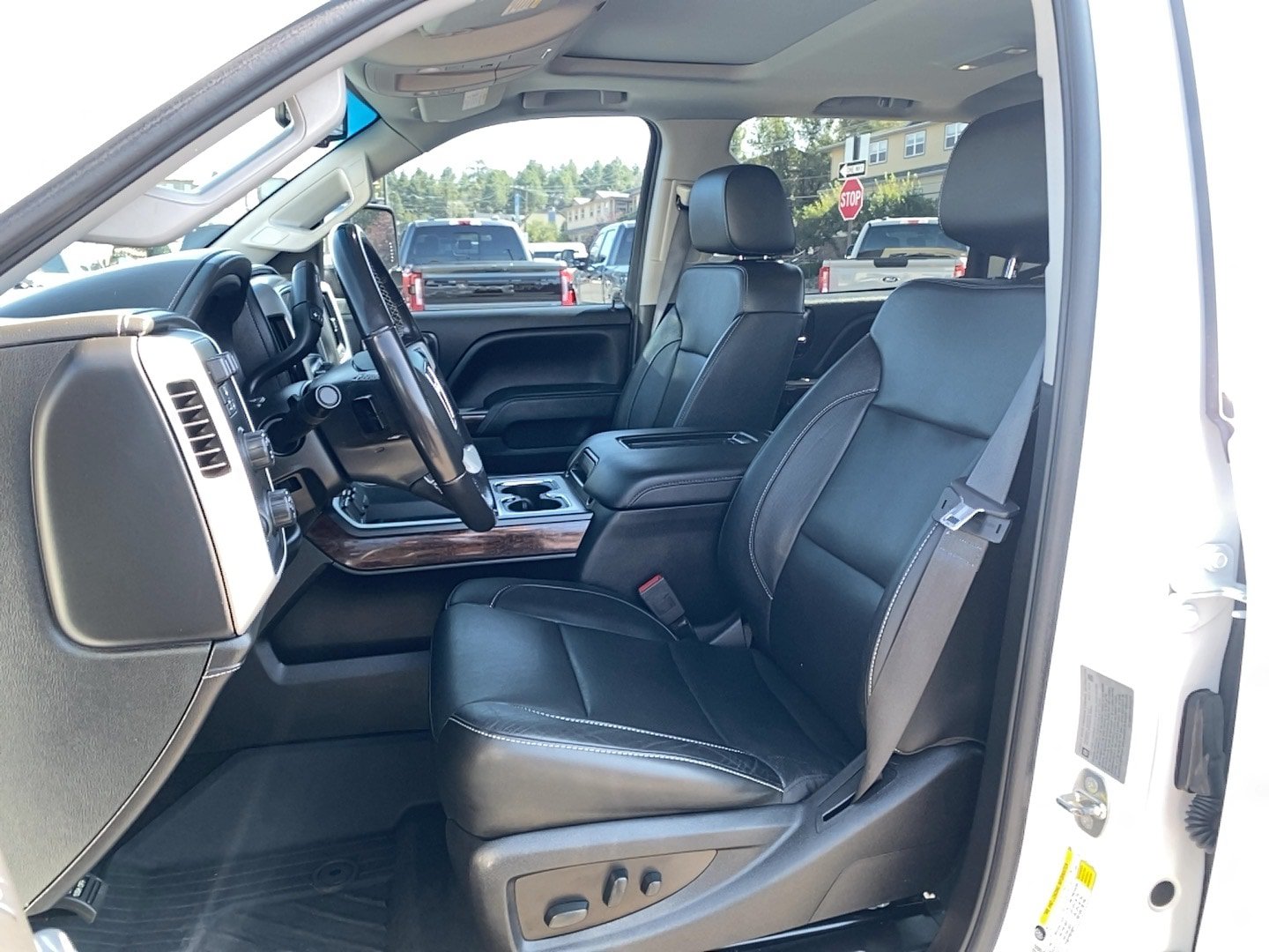 Used 2018 GMC Sierra 3500 SLT w/ Duramax Plus Package AWD/4WD image 11
