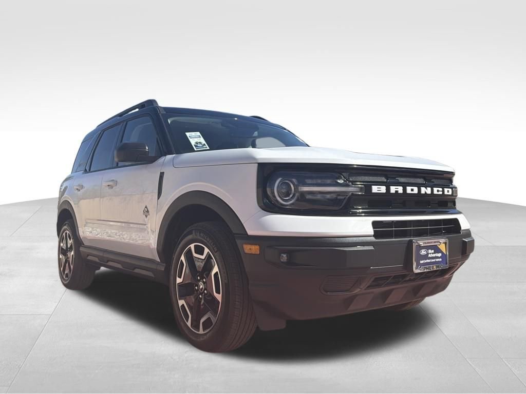 Certified 2024 Ford Bronco Sport Outer Banks AWD/4WD image 1