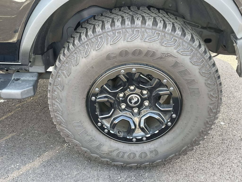 Certified 2024 Ford Bronco Wildtrak AWD/4WD image 9