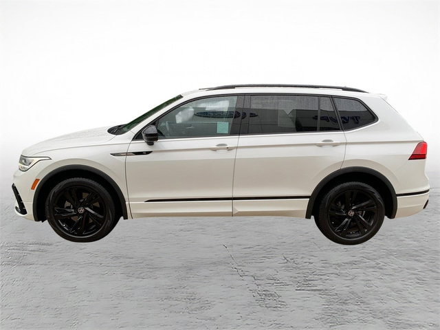 Used 2023 Volkswagen Tiguan SE R-Line FWD image 5