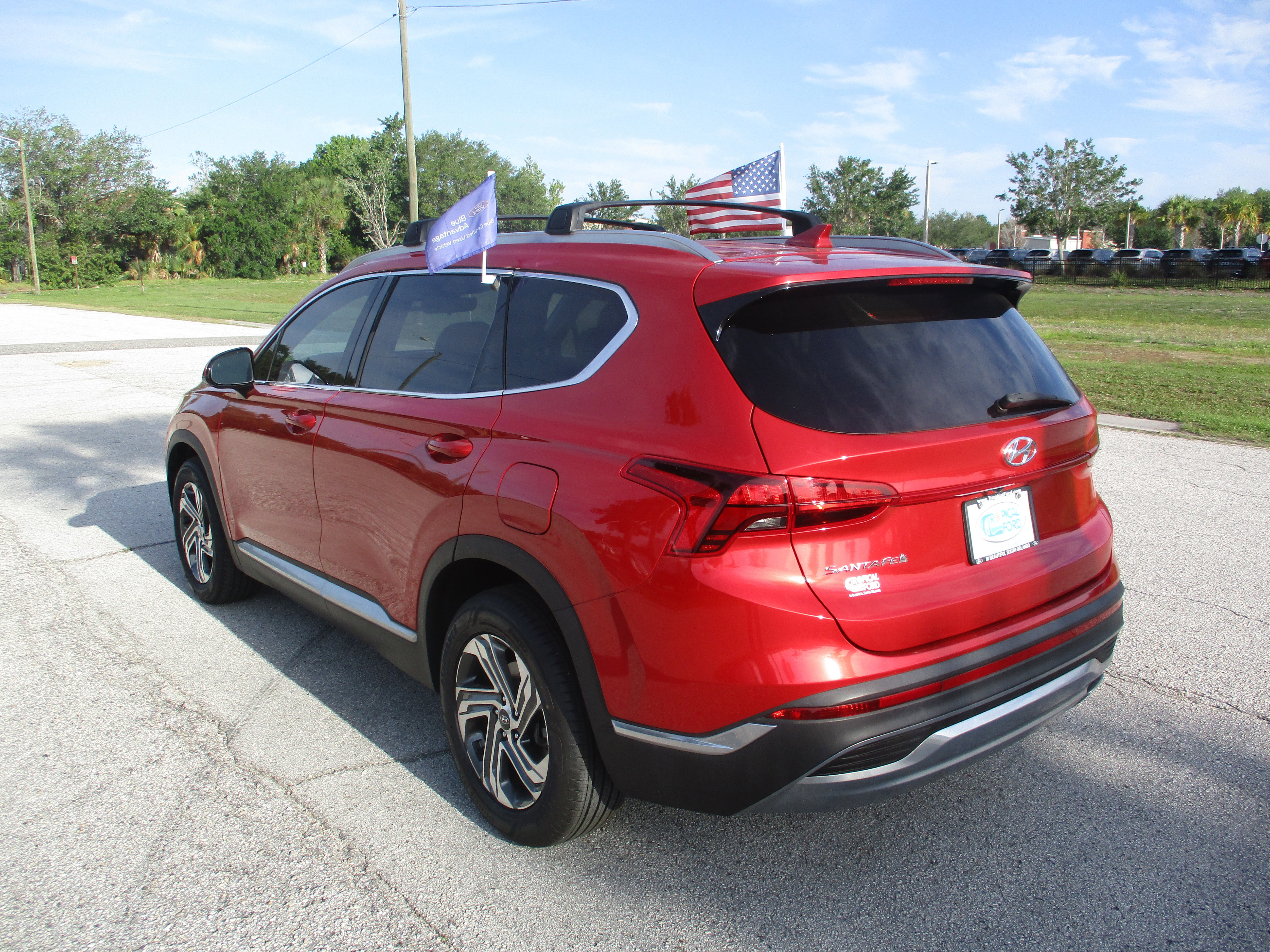 Used 2022 Hyundai Santa Fe SEL FWD image 3