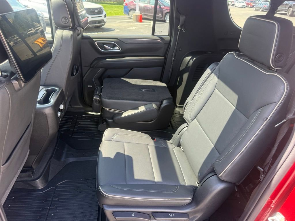 Used 2021 GMC Yukon XL SLT w/ SLT Premium Package AWD/4WD image 32