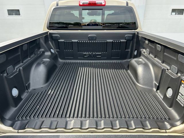 Used 2022 GMC Canyon Elevation w/ Driver Alert Package AWD/4WD image 11