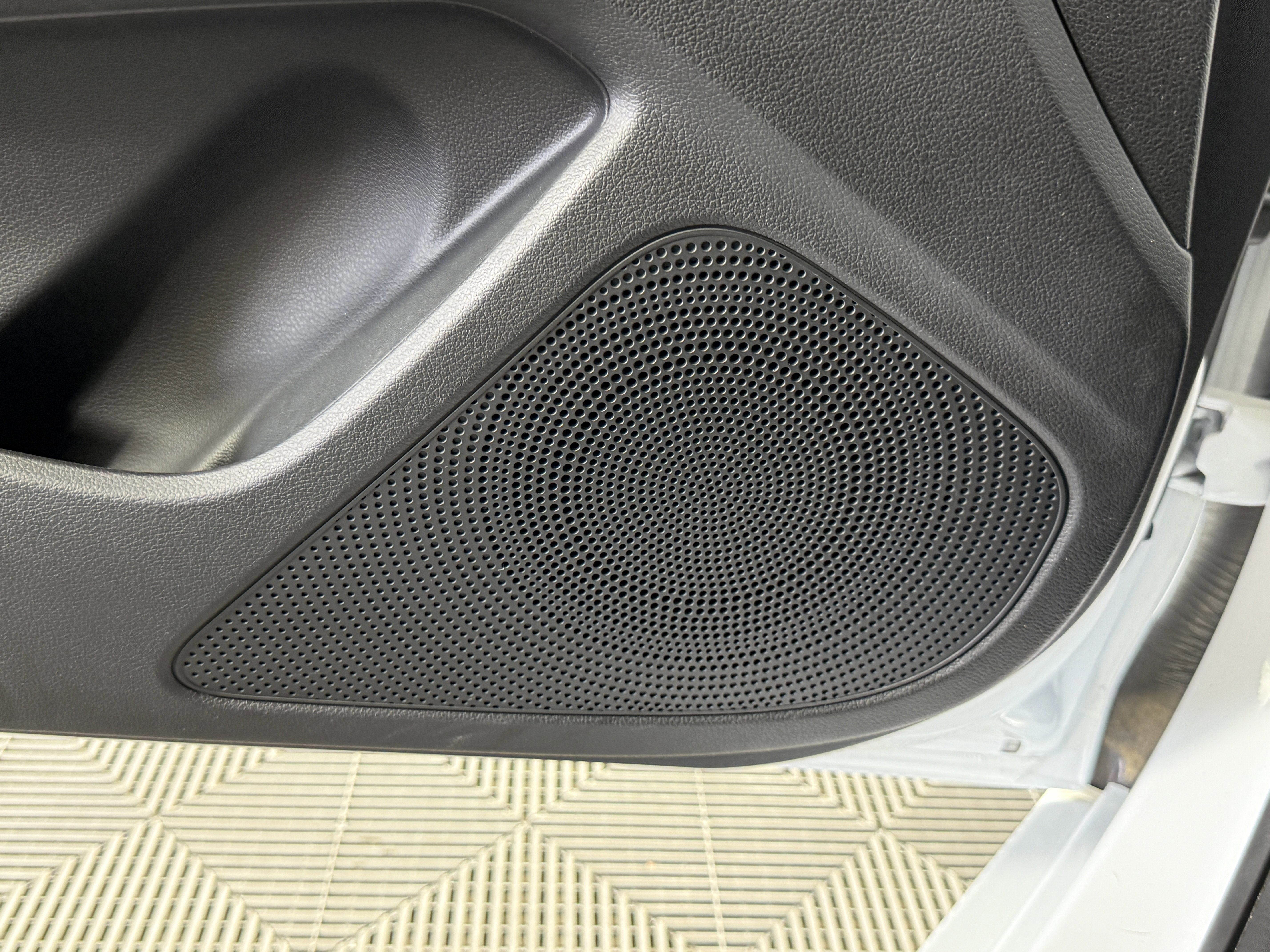 Used 2023 Genesis G70 2.0T w/ Sport Prestige Package image 16